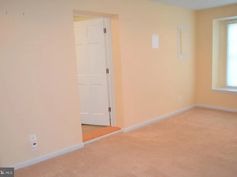 3809 Whispering Ln — Photo 18
