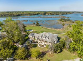 49 Ridge Rd, Beaufort, SC 29907