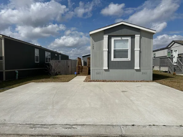 122 Mooney Rd, Pearland, TX 77581