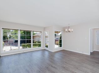 17118 Willard St, Van Nuys, CA 91406