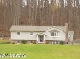 190 Meadow Ln, Northumberland, PA 17857
