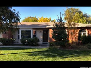 2165 E Somerset Dr, Cottonwood Heights, UT 84121