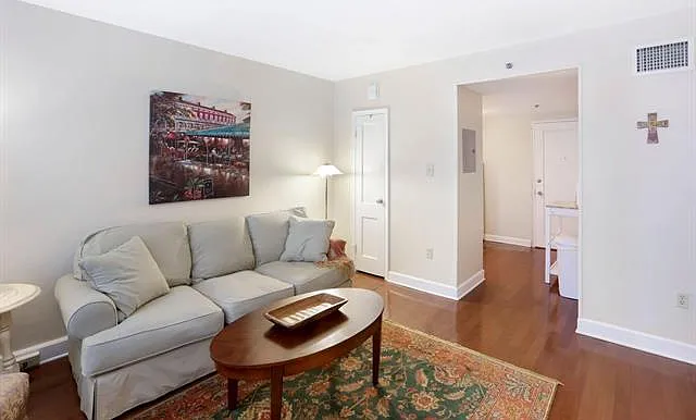 1205 Saint Charles Ave #313 — Photo 9