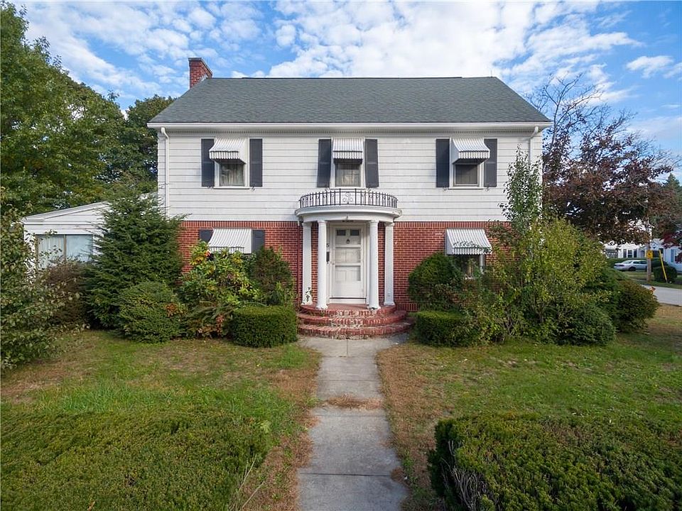 1st image of 495 Newport Ave