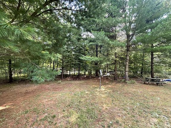 4th image of 5429 Woodwill Dr