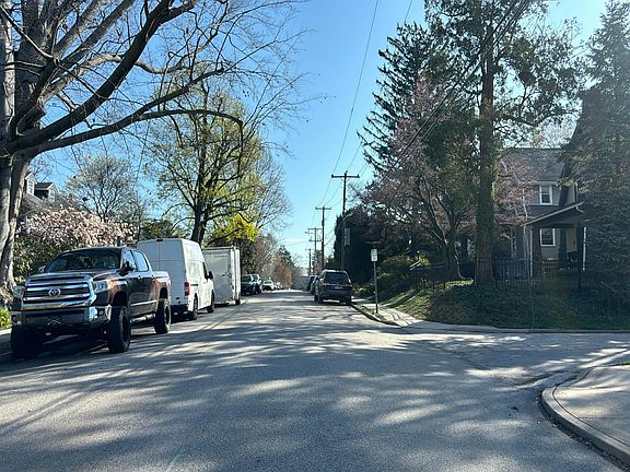 5th image of 129 Simpson Rd