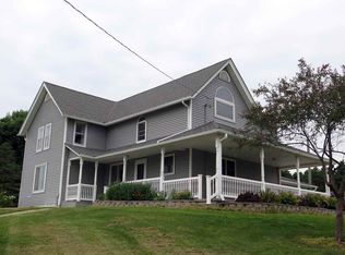 15142 Nickel Rd, Fort Atkinson, IA 52144