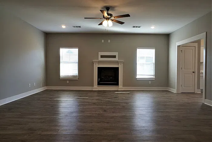 3 bed, 2.0 bath, 1690 sqft, $1,775 — Photo 4