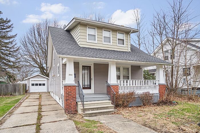 1st image of 1214 Wilbur Ave