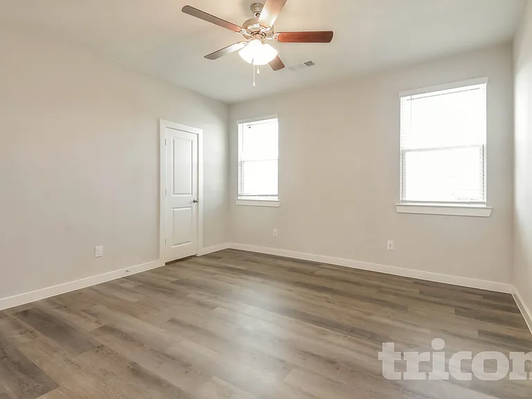 2580 Dulaney Dr — Photo 8