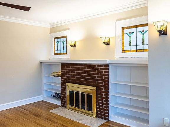 5th image of 2439 W Eastwood Ave #2