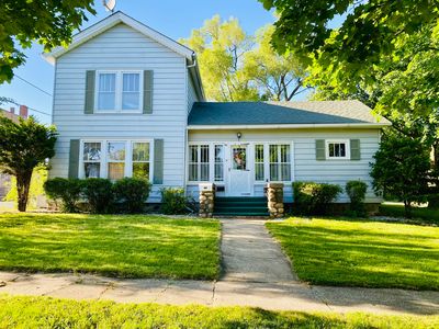 106 Dewey St, Harvard, IL, 60033