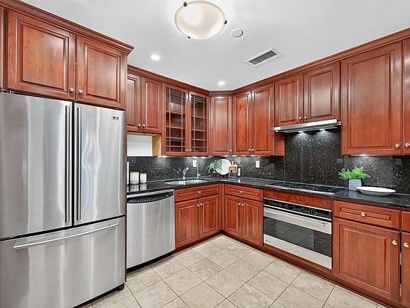 5th image of 100 2nd St SE APT 406