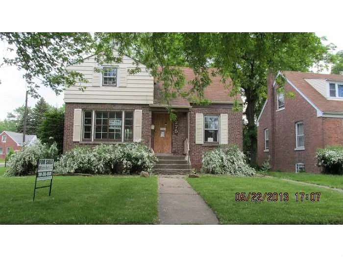 275 E 140th Pl photo 1