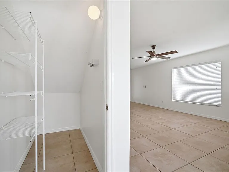 10604 Lakeside Vista Dr — Photo 11
