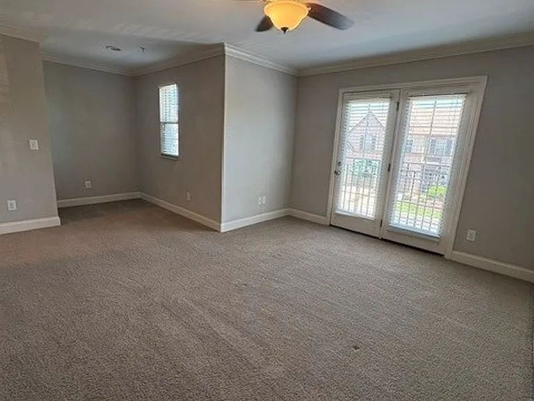 216 Bixby Private Ln — Photo 17