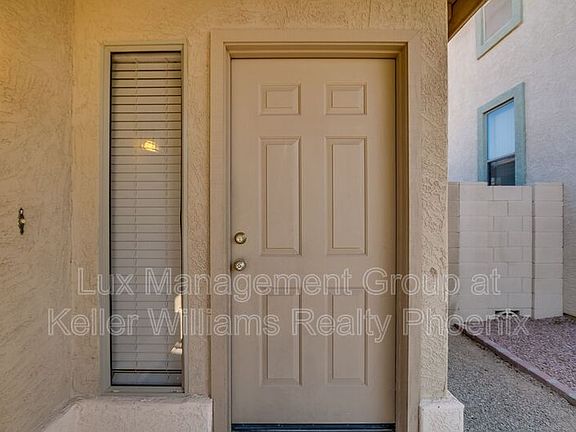 4th image of 7930 W Chickasaw St