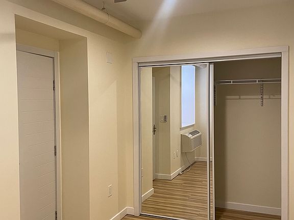 4th image of 248 S 49th St #117