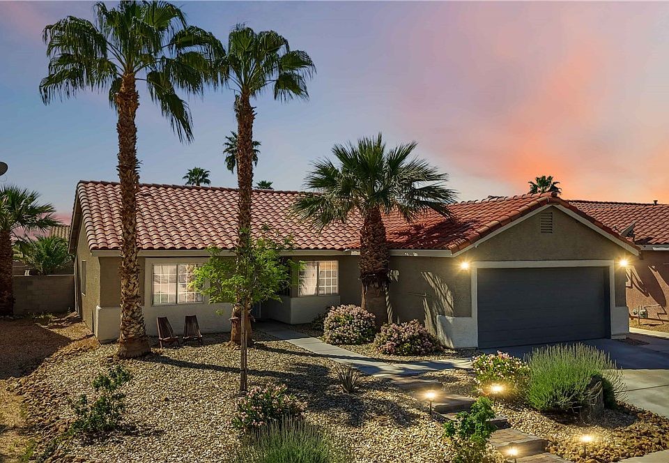 1st image of 13 Beaver Ridge Ave