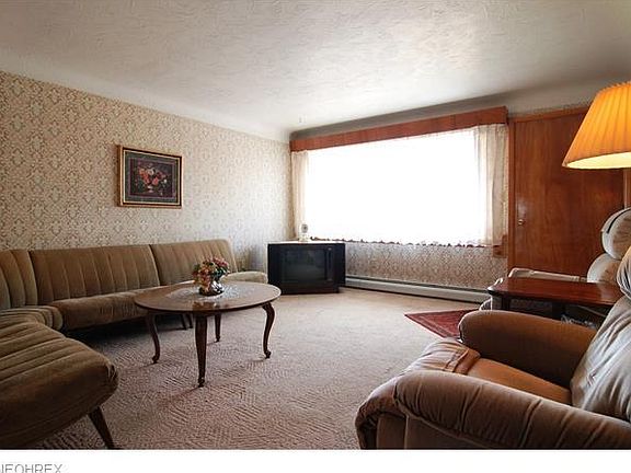 4th image of 4313 Carr Pl
