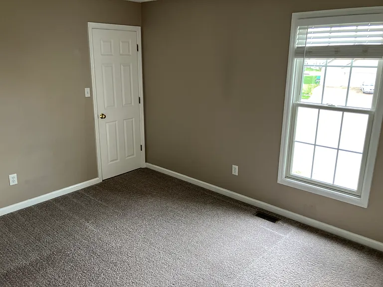 43 Poole Ct — Photo 13