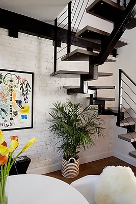 Rented by Nooklyn NYC LLC | media 24