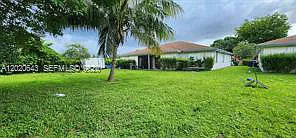 10380 NW 10th Ave — Photo 17