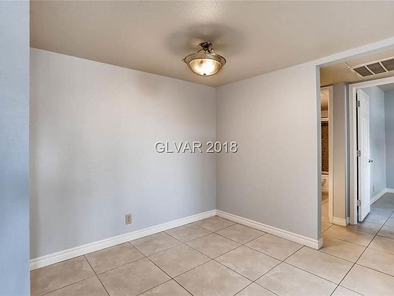 4th image of 5350 River Glen Dr Unit 303