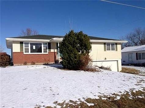 1st image of 3721 Maplewood Dr