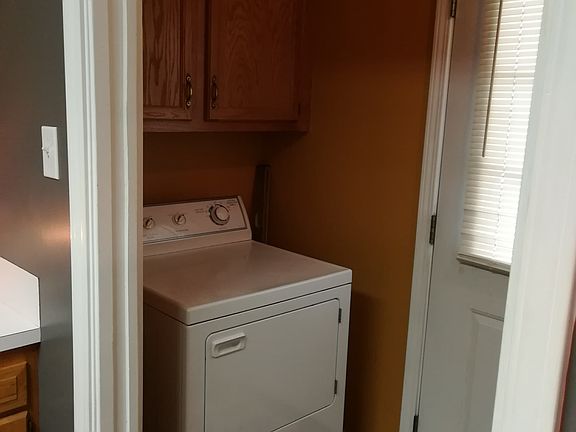4th image of 212 Landry Dr