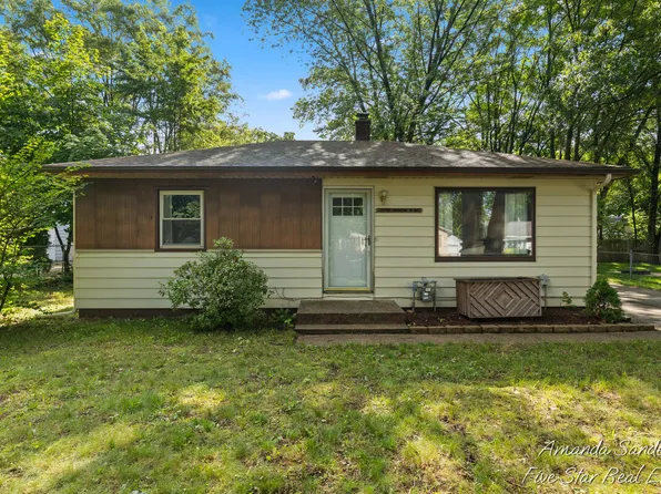 3746 Raven Ave SW, Wyoming, MI 49509