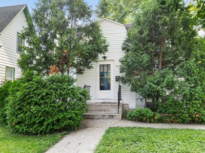 512 N 6th St, Dekalb, IL, 60115