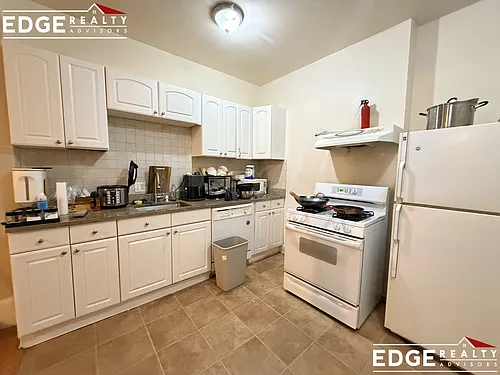 21 Park Vale Ave Photo 1