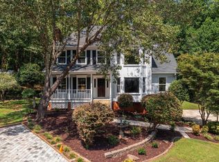 28 Bernwood Dr, Taylors, SC 29687