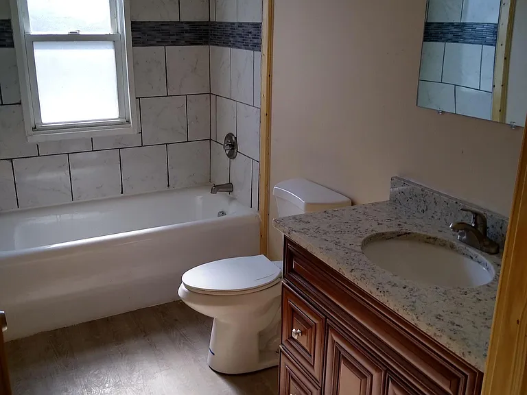 5519 Pearl Rd #2 — Photo 4