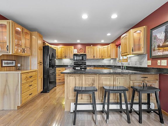 3rd image of W1834 Sandstone Avenue