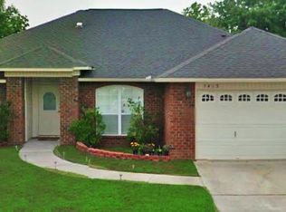 7413 Peterson Ln, Pensacola, FL 32506