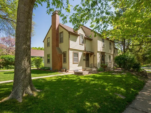 2159 Country Club Blvd, Ames, IA 50014