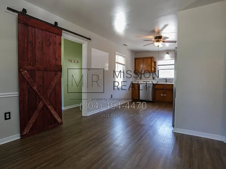 7750 Robinwood Dr — Photo 17