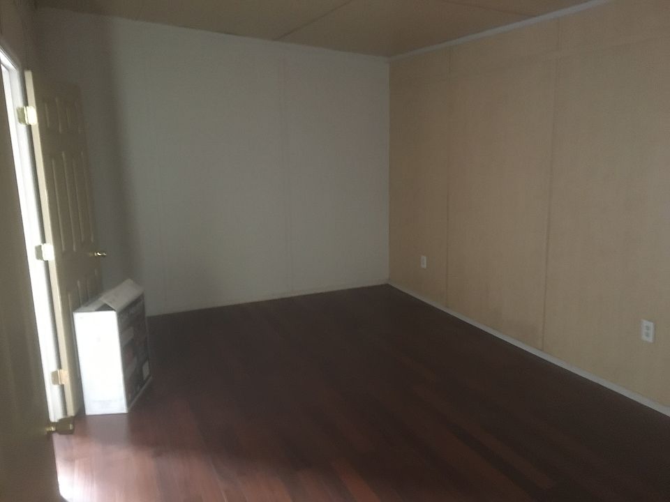 1st image of 102 N Chattanooga St