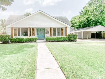 7040 39th St, Groves, TX, 77619