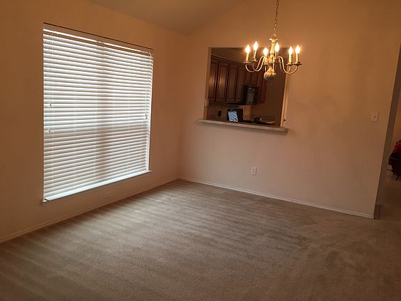 5th image of 6912 Evening Shade Ln