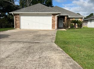 2170 Wooten Rd, Beaumont, TX 77707