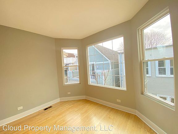 5th image of 3829 N Marshfield Ave #2R