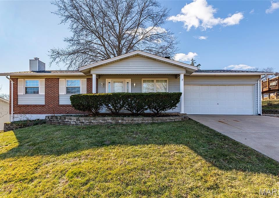 1st image of 3528 Arlington Dr