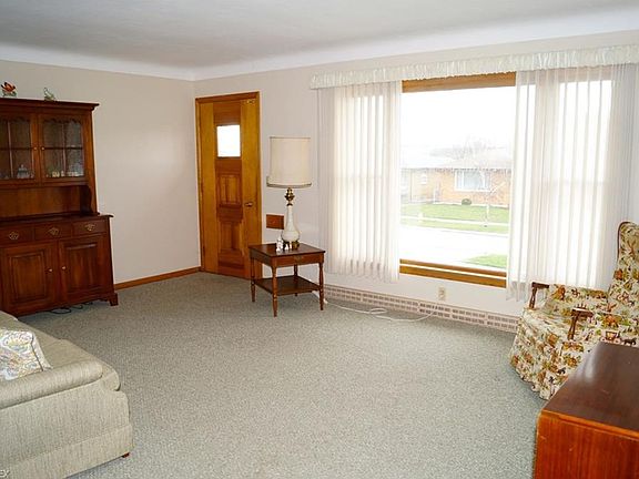 2nd image of 4407 Bruening Dr