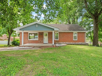9 W Woodland Dr, East Alton, IL, 62024