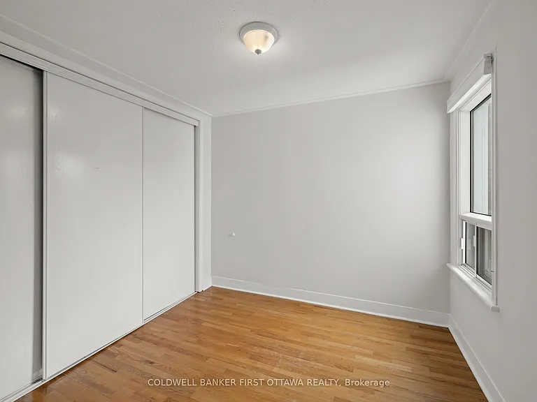176 Rochester St — Photo 25