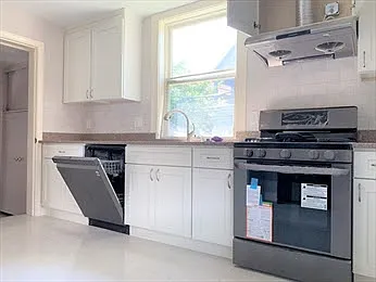 104 Perkins St — Photo 4