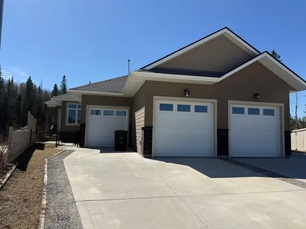 128 N Berry Pl, Hinton, AB T7V 0C1